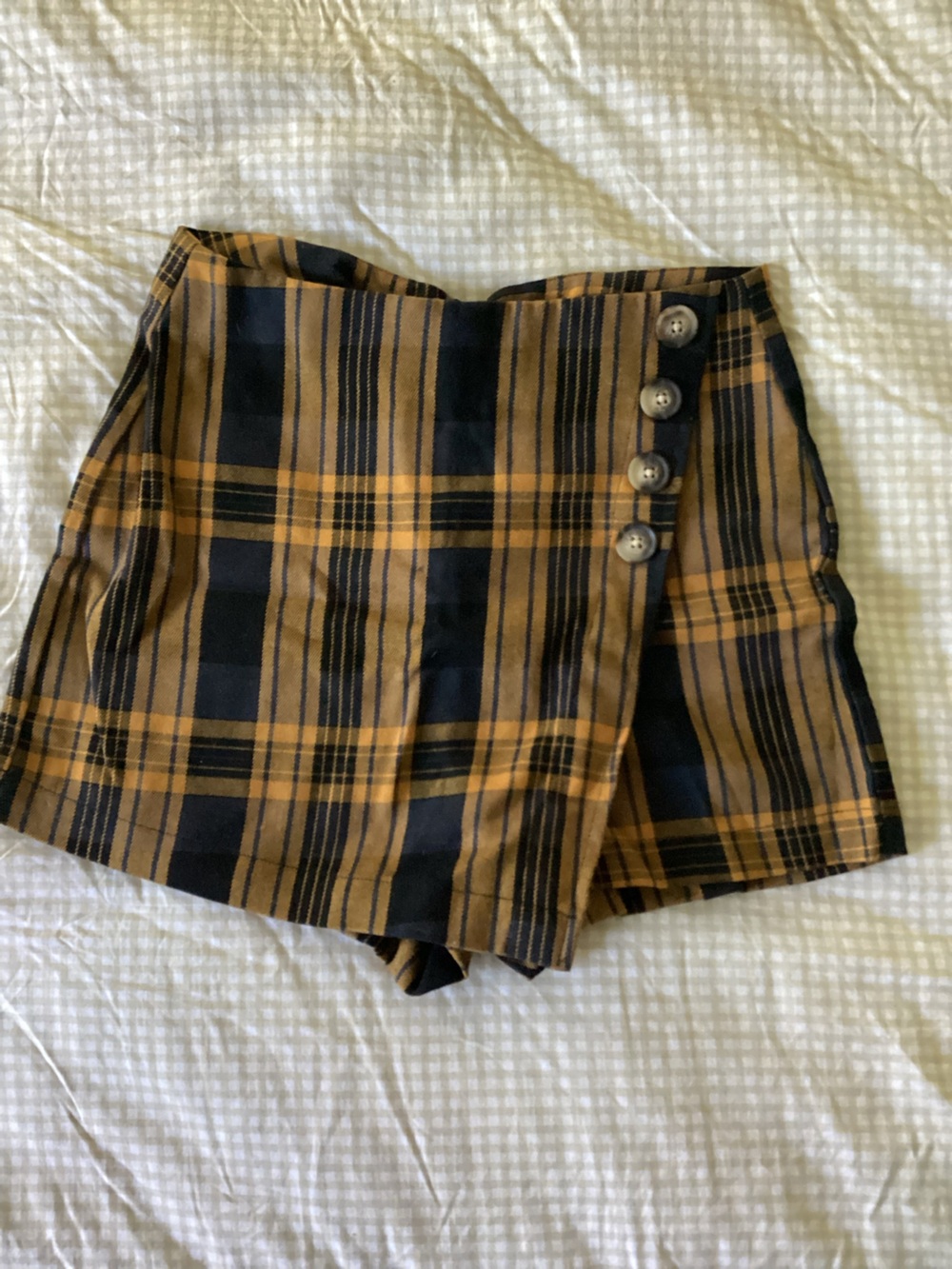 Aeropostale Black and Mustard Plaid High-Waist Button Skort